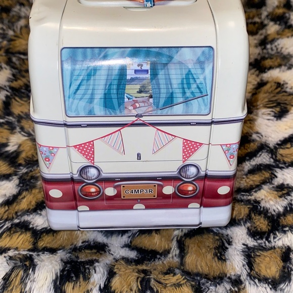 Silver Crane Company Novelty Retro Camper Van Collectors Cookie Tin - Picture 4 of 11